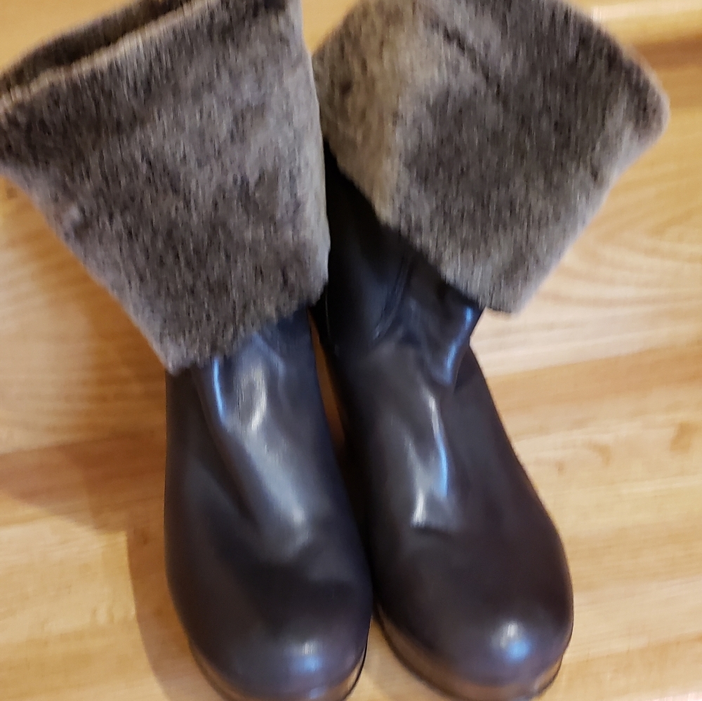 Stuart  Weitzman Genuine  Shirling winter boots - Picture 8 of 8